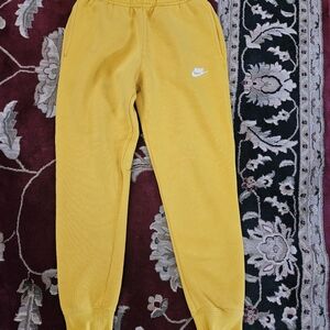 Nike Sportswear Club Fleece Jogger Pants Citron Yellow Size Small